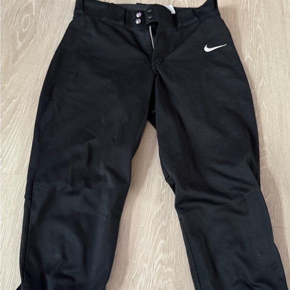Nike Black Sports Trousers - Picture 3 of 6